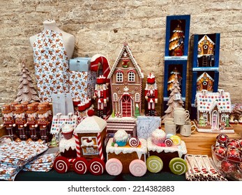 15.10.2022 - Blenheim Palace, Gift Shop. Christmas Shop Display With Toys And Decorations.