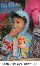 16-12-2017John Is From Long Underwear, Also Known As Long John. And The Sleeves Are Long Sleeves. Usually Used For Winter. Chiang Khan Thailand