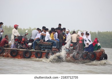 34 Mississippi river small boat Images, Stock Photos & Vectors ...