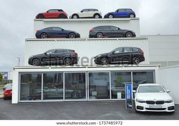18th May 2020, Drogheda, County Louth, Ireland.\
UNFILTERED shot of used car dealership car display in the M1 Retail\
Park in Drogheda. 