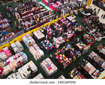 19 May 2019: Kota Kinabalu, Sabah, Malaysia-People Shopping For Hari Raya Preparation In 1Borneo Shopping Mall, Kota Kinabalu, Sabah, Malaysia