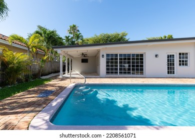 1905 Keystone Blvd, Miami, FL May 11 2021, USA

Patio With Pool, Wooden Party Wall, Tropical Plants , Waterfront, Yachts And Blue Sky