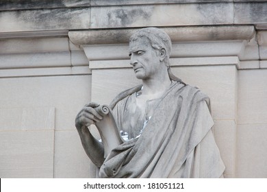 19th Century Daniel Chester French Statue Of Roman Man Reading A Scroll