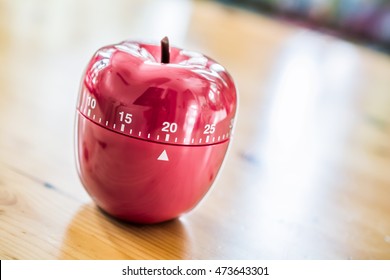 20 Minutes - Kitchen Egg Timer In Apple Shape On Wooden Table