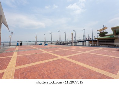 Malecón 2000, Located In The City Of Guayaquil, Next To The Guayas River, Is A Project Of Urban Regeneration Of The Old Malecón Simón Bolívar