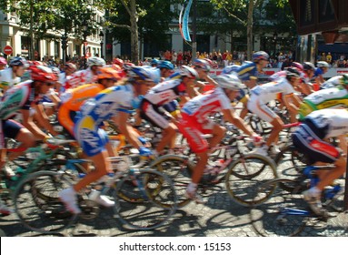 2004 Tour de France on the Champs Elysees