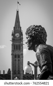 [2013-08-17] Statue Of Terry Fox, Who  Embarked On A Cross-Canada Run To Raise Awareness For Cancer Research In 1980, Near Canadian Parliament Buildings, Ottawa, ON, Canada.