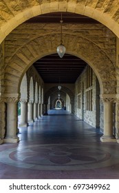 [2016-12-30] Arcade in the Main Quad of the Stanford University, Palo Alto, California, USA