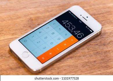 2018.04.23 Kazan Russia - Calculator app on Apple iphone 5 SE screen.
