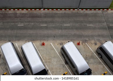 On​ 8​ June​ 2019, At​ Bangkok​ Thailand​.The​ Van​ Are​ ​park​ed​ ​in​ ​the​ Car​ Park​ Behide A​ Department​ ​store.​ 