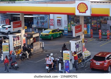 November​ ,2019 : Esso Gas Station Very Modern At Prannok Street ,Bangkok,Thailand