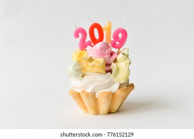 2019 Happy New Year Cupcakes. sweet with figures