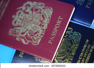 2020 December 1, Hong Kong: British National Overseas (hong Kong) Old One, New One, And HKSAR Passport. Two Official Passport In Hong Kong.