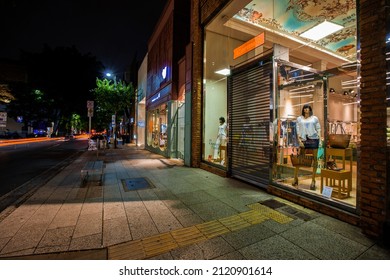 2020 Jan, Oscar Freire Street, Sao Paulo, Brazil, Sao Paulo High Fashion Street At Night