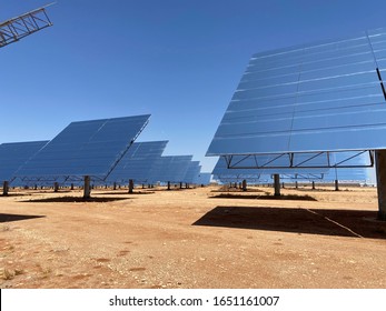 2020-01 Upington/South Africa 
Solar Power Station Which Feeds Into National Grid