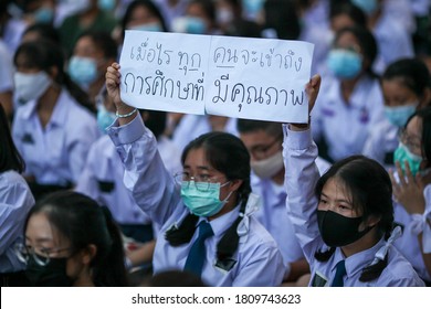 2020,September,5,Bangkok,Thailand, Many high school students gathered in front of the Ministry of Education and gave speeches to criticize Thai education and dictatorship regime of Thai government