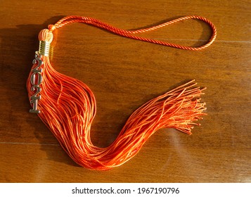 2021 Graduation Tassel With Gold Charm                               