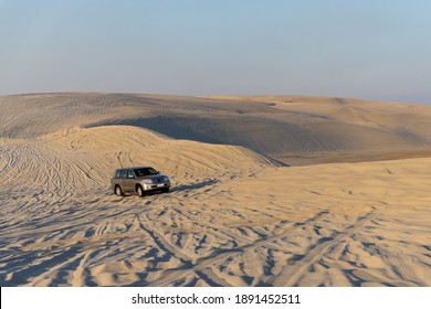 2021 Jan 09 : Sealine, Qatar: Sand Dunes Of Qatar, Desert , Paragliding, Sporting Event., Solo Car, Big Desert, Adventure, Dune Bashing