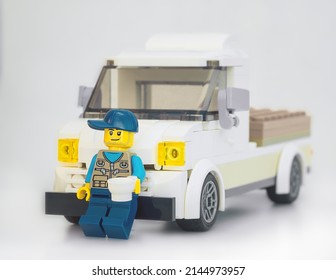 2021: Lego Constructor, City Serie. Truck Driver Coffee Break