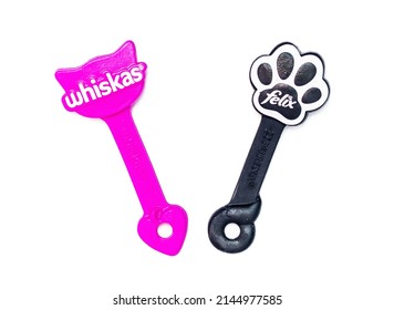 2021: promotional toy zippers of the Whiskas and Felix petfood brands (Nestle Co) 