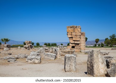 2021-09-03 11:57 Turkey, ruins of the ancient spa town of Hierapolis (2nd century B.C)