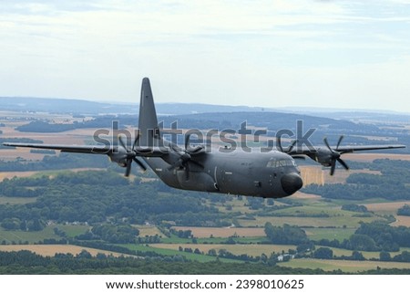 20230714 French C-130 Hercules air-air before, during and after the Bastille Parade overhead Paris 