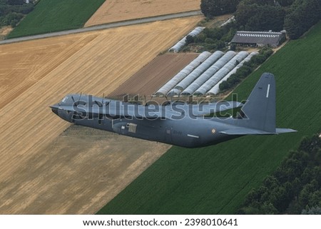 20230714 French C-130 Hercules air-air before, during and after the Bastille Parade overhead Paris 