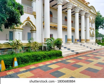 21 Aug 2020, Tangail, Bangladesh. Mohera Zamindar Bari. It Is A 19th-century Zamidari Residence In Mirzapur,Tangail District, Bangladesh. It Is Used As A Police Training School.