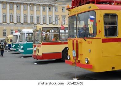 23.10.2016.Russia.Saint-Petersburg.The city put up a historic trolley.