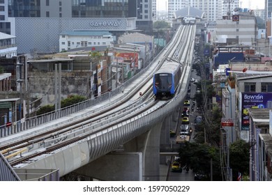 24/12/19 MRT Blue Line Rail System In Thailand's Bangkok Has Run On Trial.