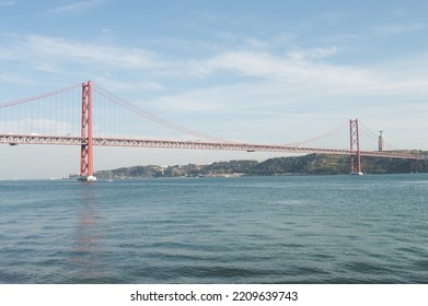 25 De Abril Bridge, Lisbon