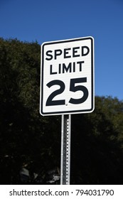 25 Mph Speed Limit Sign Blue Stock Photo 794031790 | Shutterstock