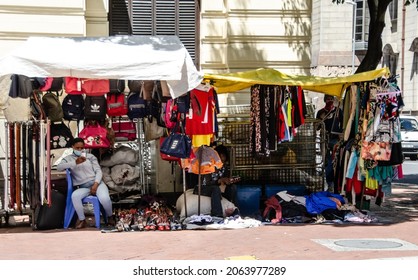 25.10.2021 Cape Town City - An Informal Trader On The Side Walk In Cape Town City