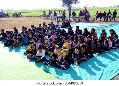 26-01-2020 Dewas, Madhya Pradesh, India. Back To School, Students Of Primary And Secondary Classes Present During School Function