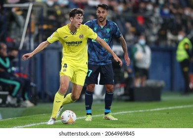 26th October 2021; Estadio La Ceramica, Vila Real, Spain; La Liga Football, Villarreal CF Versus Cadiz CF; Pau Torres Of Villarreal CF