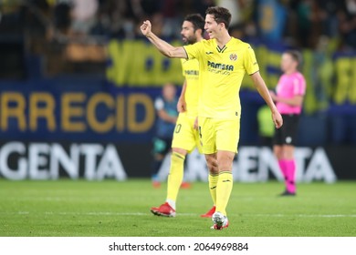 26th October 2021; Estadio La Ceramica, Vila Real, Spain; La Liga Football, Villarreal CF Versus Cadiz CF; Pau Torres Of Villarreal CF