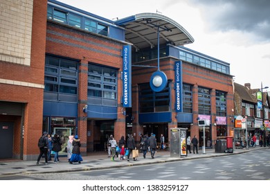 27/04/2019 Slough,Berkshire ,England.  Entrance To Observatory Shopping Centre On High Street In Slough . Multicultural City. 