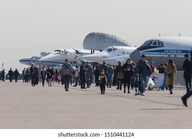 29 AUGUST 2019 MOSCOW, RUSSIA: An Outdoors Bussines Airplane Exposition - People Walking And Looking At The Planes