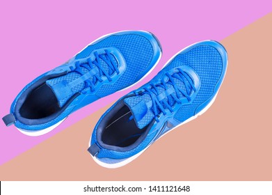 Sneakers Different Sizes Top View Black Stock Photo 1725975739 ...