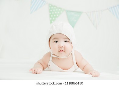 3 Months Chinese Baby Happily In Her Room.