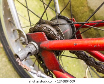 26 Internal gear hub Images, Stock Photos & Vectors | Shutterstock