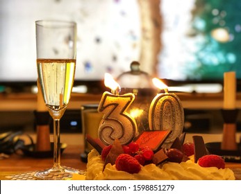 30th Birthday Cake With Champagne