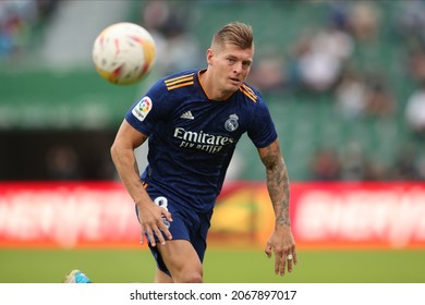 30th October 2021; Estadio Martinez Valero, Elche, Spain; La Liga Football, Elche CF Versus Real Madrid; Toni Kroos Of Real Madrid