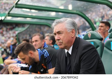 30th October 2021; Estadio Martinez Valero, Elche, Spain; La Liga Football, Elche CF Versus Real Madrid; Real Madrid Head Coach Carlo Ancelotti