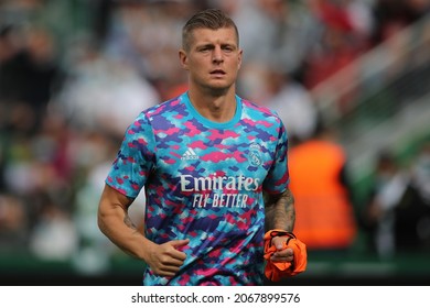 30th October 2021; Estadio Martinez Valero, Elche, Spain; La Liga Football, Elche CF Versus Real Madrid; Toni Kroos Of Real Madrid