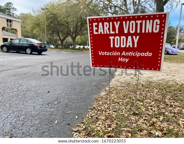 3/8/2020-Gainesville FL,Neighborhood voting\
location with Early Voting Today bilingual sign\
