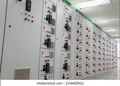 400 Volt Motor Control Center (MCC) Type Electric Cabinets With Fixed Shelves
