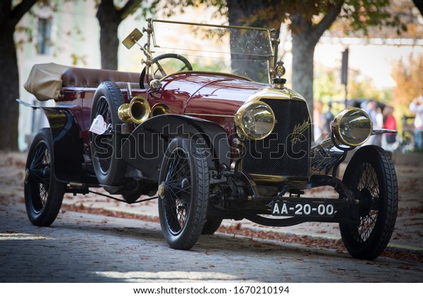 40100 Real Sitio de San Ildefonso,\
Segovia, Spain.11/02/2014.\
The Abadal was a Spanish car\
manufacturer between 1912 and 1913. Considered a fast luxury\
car.