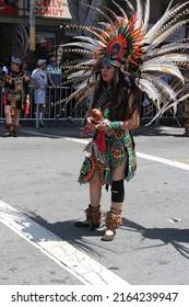 5-10-2016: San Francisco USA: Parade In The Mission District Of San Francisco