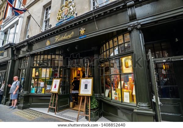 52419 Oldest Bookshop London Which Opened Stock Photo (Edit Now) 1408852640